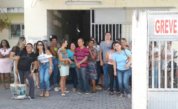 Operacao-Tartaruga-Greve-parcial-nas-escolas-da-rede-municipal-de-Linhares-07